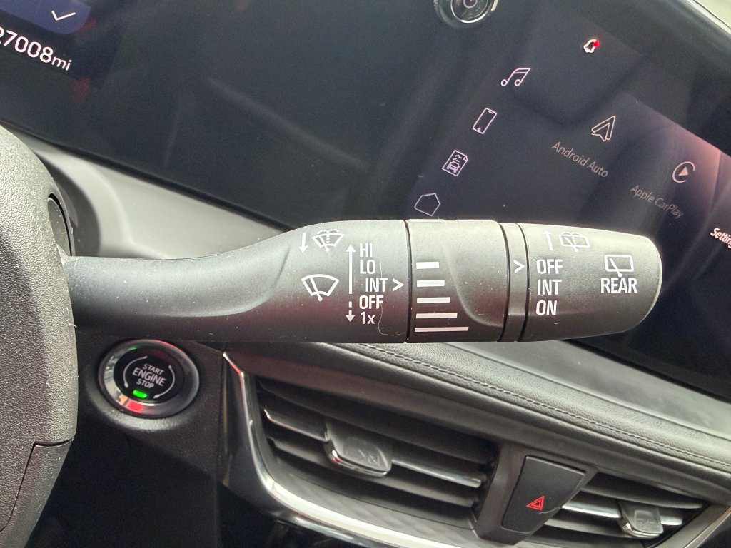 Used 2024 Buick Encore GX Sport Touring FWD image 17