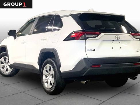 Used 2023 Toyota RAV4 LE AWD/4WD image 12