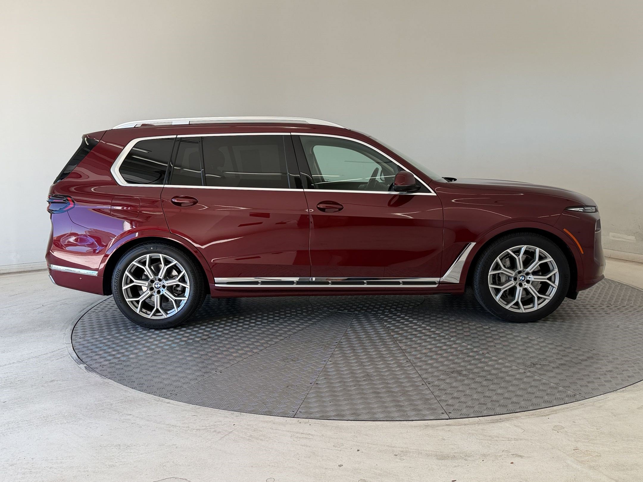 Used 2026 BMW X7 xDrive40i AWD/4WD image 8