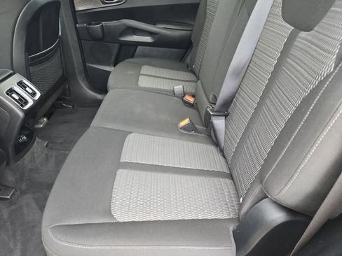 Certified 2024 Kia Sorento LX FWD image 17