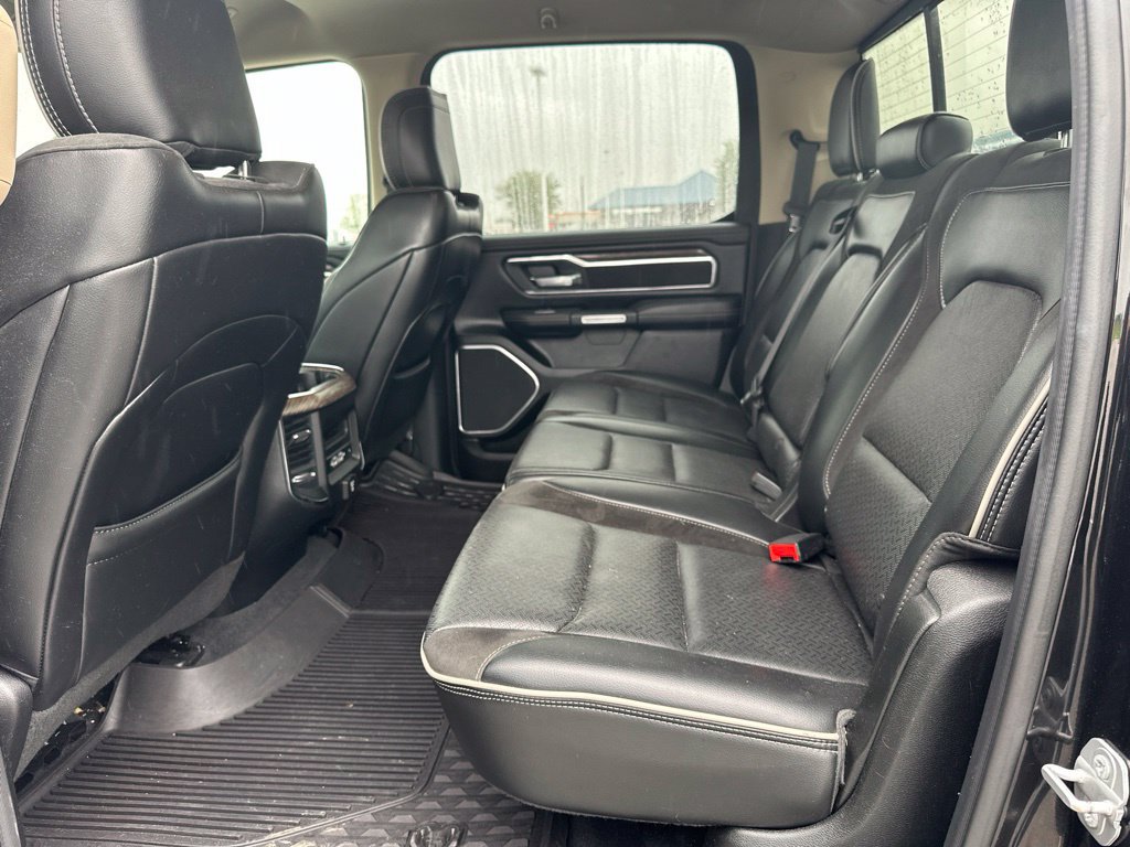 Used 2019 RAM 1500 Laramie AWD/4WD image 18