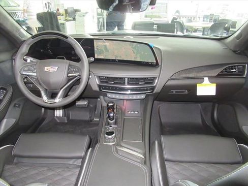 New 2026 Cadillac CT5 V image 12