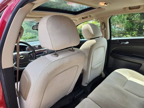 Used 2013 Chevrolet Impala LT w/ LT Sunroof Package FWD image 12
