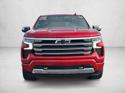 Used 2025 Chevrolet Silverado 1500 High Country w/ High Country Premium Package image 2
