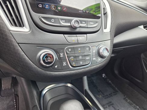Used 2024 Chevrolet Malibu LT FWD image 26