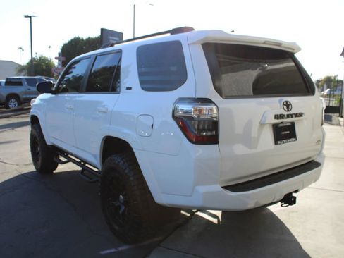 Used 2018 Toyota 4Runner SR5 image 34