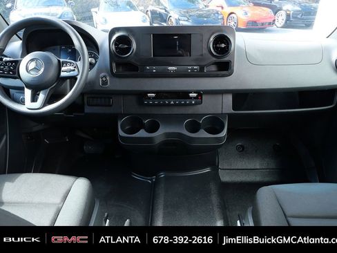 Used 2024 Mercedes-Benz Sprinter 2500 image 18