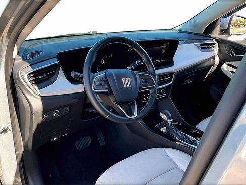 Used 2024 Buick Encore GX Avenir w/ Avenir Convenience Package image 13