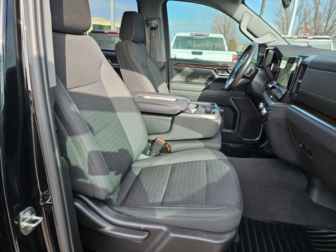 Used 2022 GMC Sierra 1500 Elevation w/ X31 Off-Road Package image 32