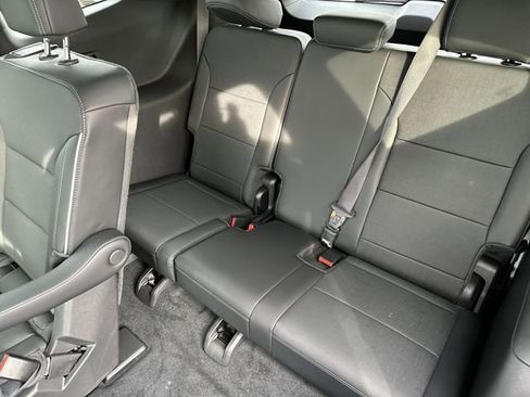 New 2025 Buick Enclave Preferred w/ LPO, Floor Liner Package image 28