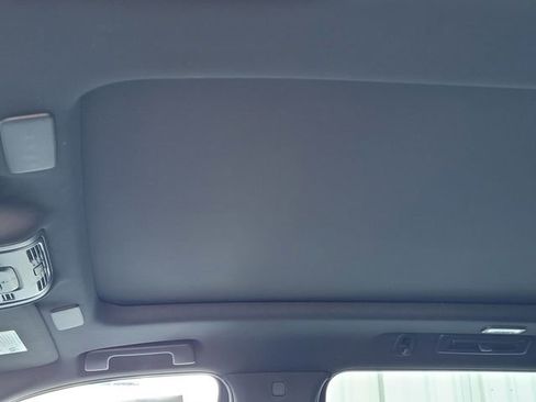 Used 2023 Cadillac Escalade ESV Sport image 14