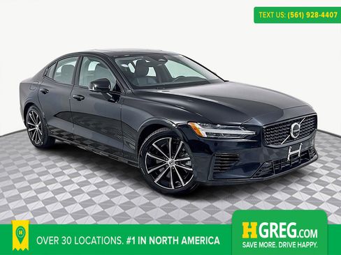 Used 2023 Volvo S60 T8 Plus image 1