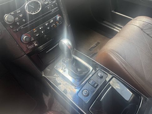 Used 2011 INFINITI FX35 AWD w/ Premium Pkg image 22