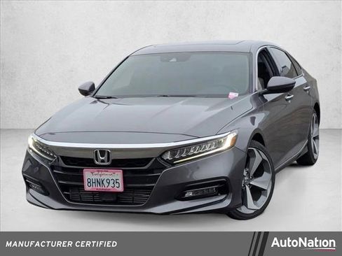 Used 2018 Honda Accord Touring image 1