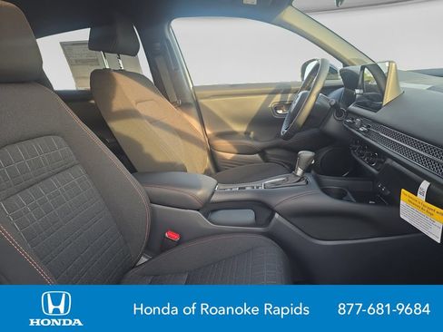 New 2026 Honda HR-V Sport image 17