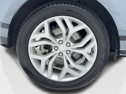 Used 2023 Land Rover Range Rover Evoque R-Dynamic SE image 53