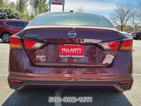 Certified 2025 Nissan Altima 2.5 SV FWD image 4