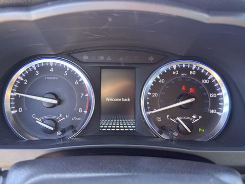 Used 2015 Toyota Highlander Limited image 14