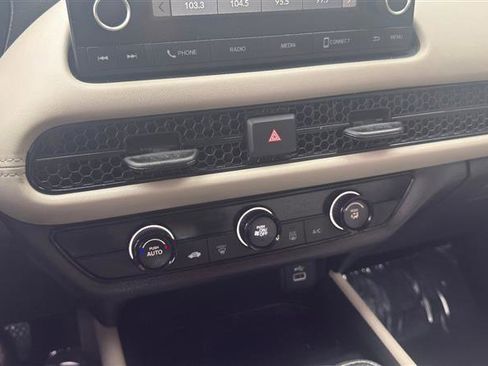 Used 2023 Honda HR-V LX image 34