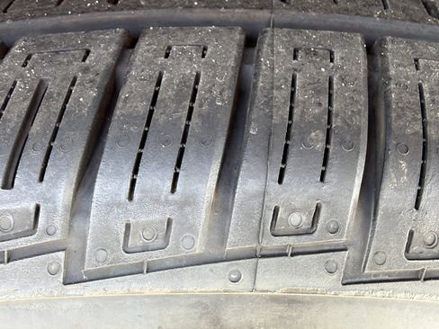 New 2026 Cadillac Optiq Luxury 1 image 30