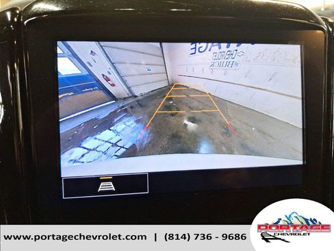 Used 2023 Chevrolet Traverse LT w/ LPO, Floor Liner Package image 23