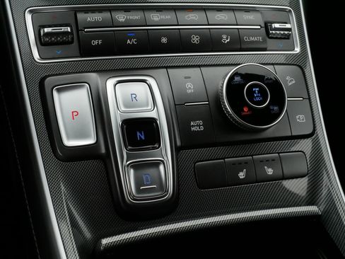 Used 2022 Hyundai Santa Fe SEL w/ Convenience + Premium Package AWD/4WD image 24