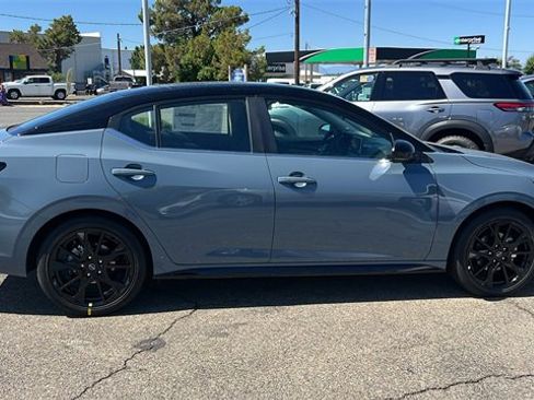 New 2025 Nissan Sentra SR w/ Midnight Edition image 3