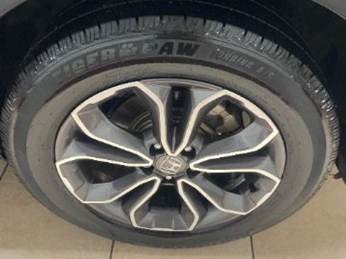 Used 2020 Honda CR-V EX image 27