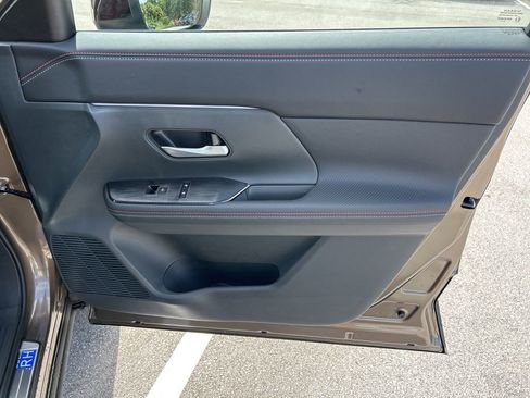 New 2026 Nissan Kicks SR w/ Illumination Package image 35