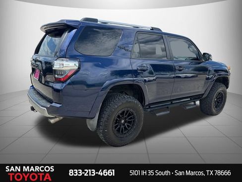 Used 2018 Toyota 4Runner TRD Off-Road Premium AWD/4WD image 5