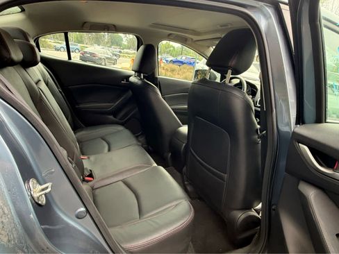 Used 2015 MAZDA MAZDA3 i Grand Touring image 4
