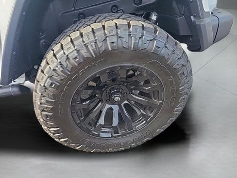 Used 2024 Jeep Wrangler Unlimited Rubicon 392 image 17