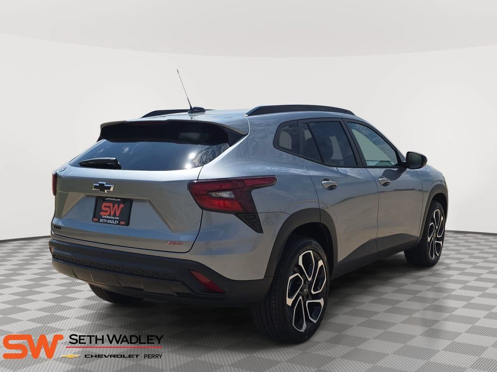 New 2026 Chevrolet Trax RS w/ Driver Confidence Package FWD image 7