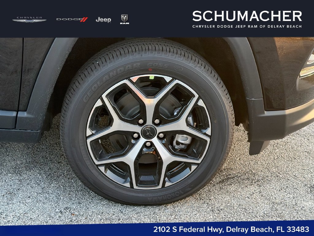 New 2026 Jeep Compass Limited w/ Sun, Sound & Navigation Group AWD/4WD image 9