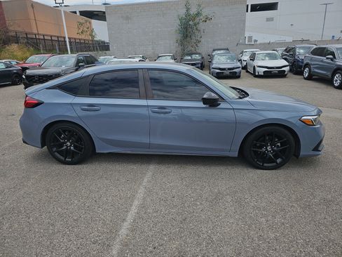 Used 2022 Honda Civic Sport image 3