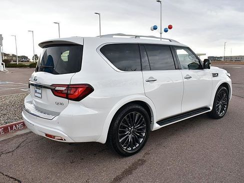 Used 2022 INFINITI QX80 Premium Select w/ All-Season Package image 27