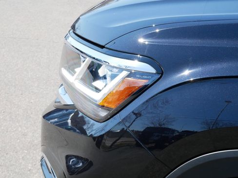 Certified 2023 Volkswagen Atlas Cross Sport SEL Premium R-Line image 14