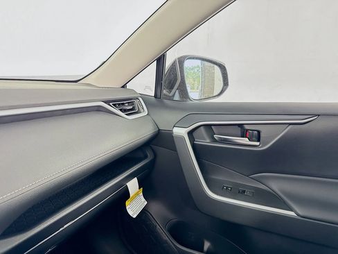 New 2025 Toyota RAV4 XLE image 32