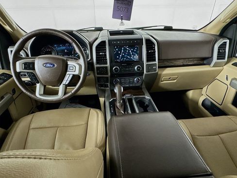 Used 2018 Ford F150 Lariat w/ Equipment Group 502A Luxury image 24