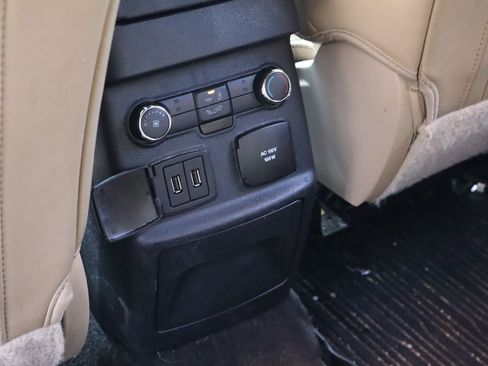 Used 2017 Ford Explorer Limited w/ Equipment Group 301A FWD image 23