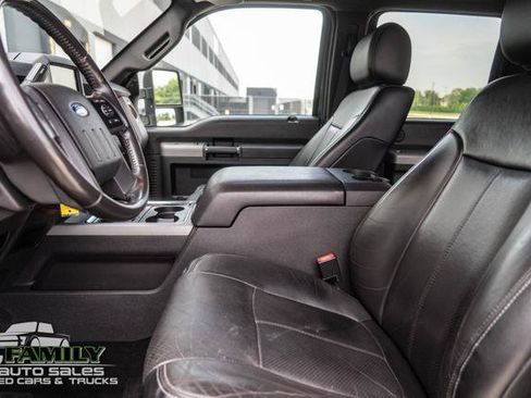 Used 2016 Ford F250 Lariat w/ Lariat Ultimate Package AWD/4WD image 18