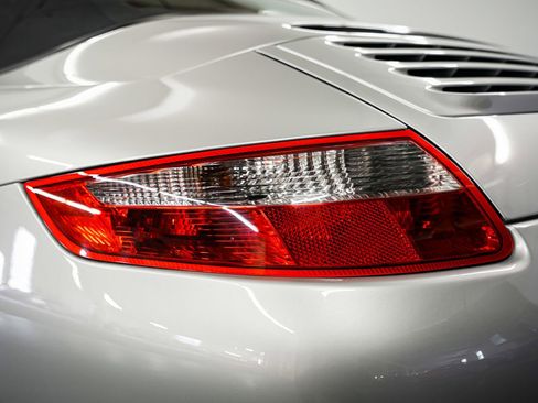 Used 2005 Porsche 911 Carrera S RWD image 33