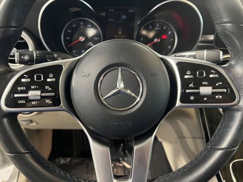 Used 2021 Mercedes-Benz GLC 300 image 21