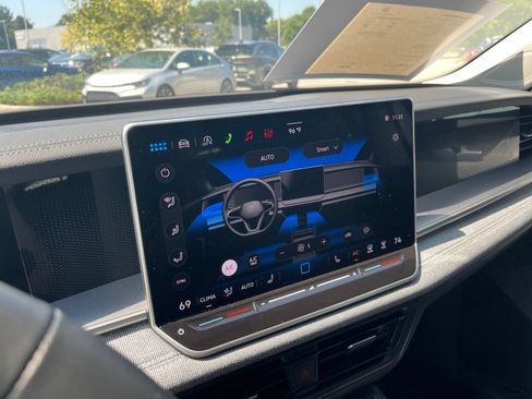 Certified 2026 Volkswagen Tiguan S FWD image 25