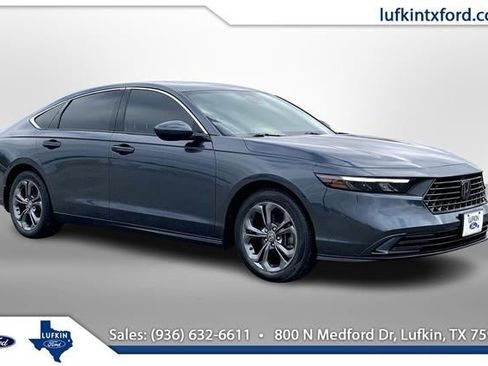 Used 2023 Honda Accord EX image 1