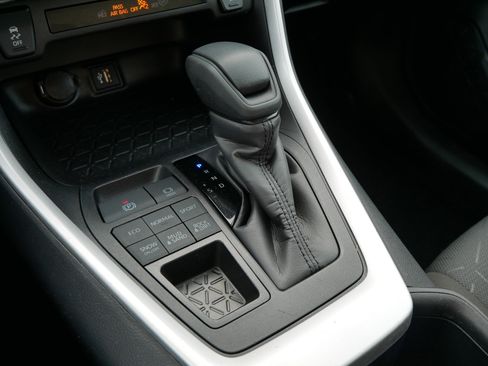 Certified 2025 Toyota RAV4 XLE image 24