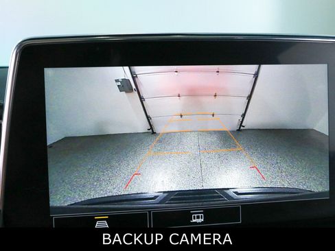 Used 2021 Chevrolet Tahoe Z71 w/ Rear Media and Nav Package AWD/4WD image 20