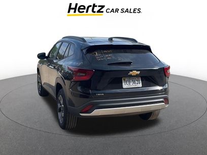 Used 2025 Chevrolet Trax LT