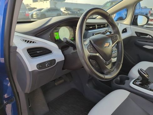 Used 2020 Chevrolet Bolt Premier FWD image 14