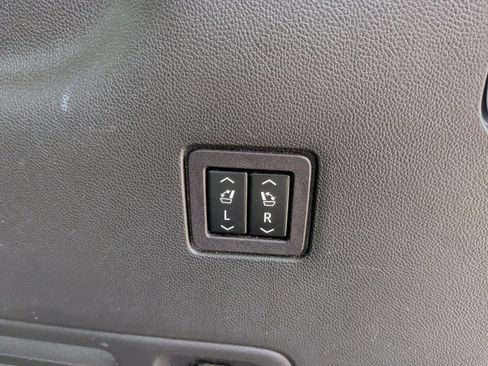Used 2021 Chevrolet Traverse High Country w/ LPO, Floor Liner Package AWD/4WD image 48